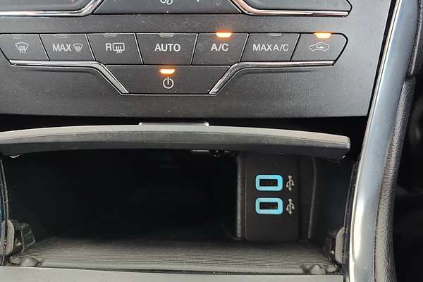 2019 Ford Endura ST-Line CA
