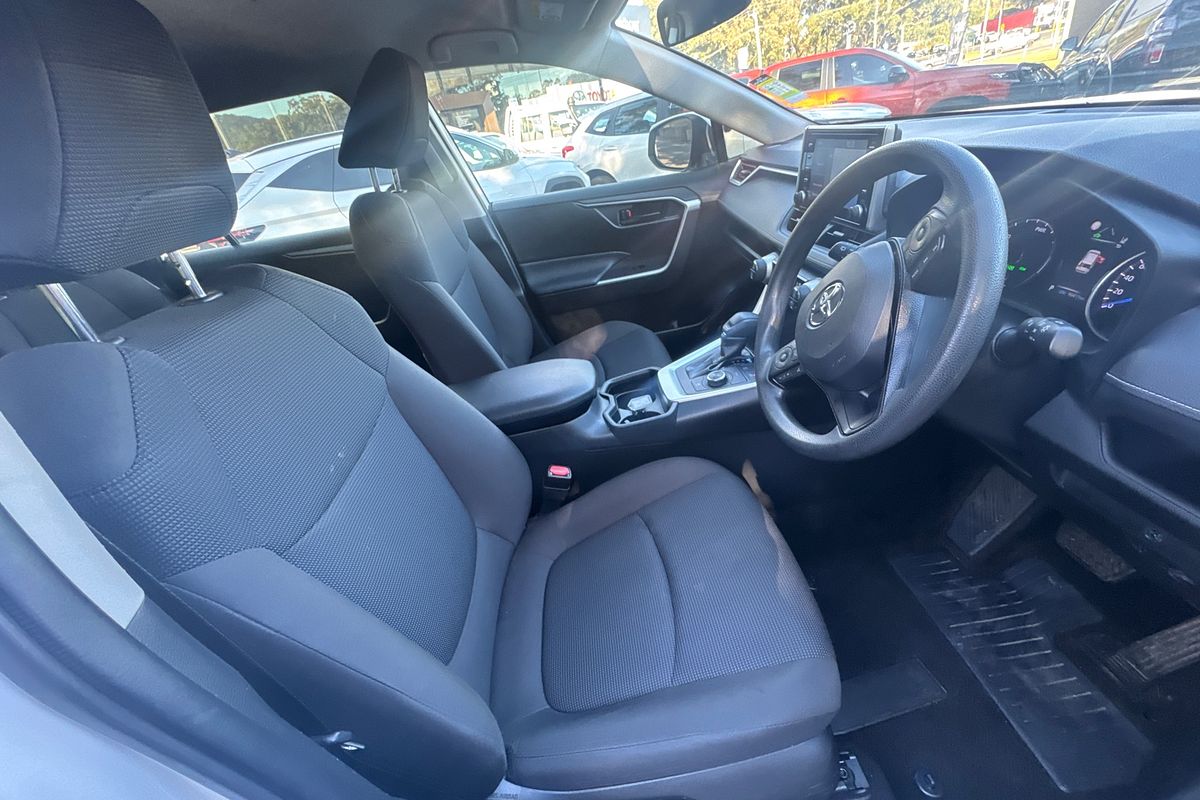 2020 Toyota RAV4 GX AXAH54R