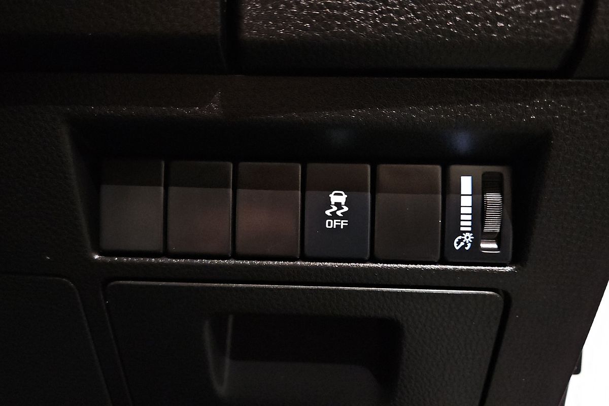 2022 Isuzu D-MAX SX High Ride Rear Wheel Drive