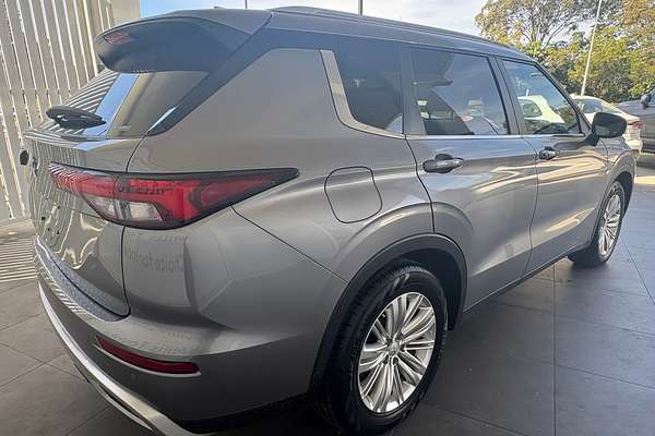 2021 Mitsubishi Outlander LS 7 SEAT (AWD) ZM MY22