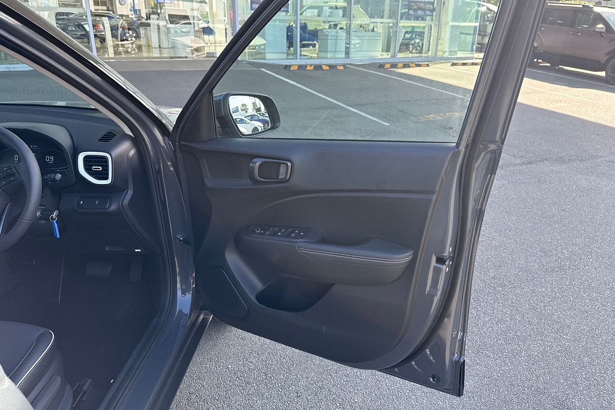 2024 Hyundai Venue Active QX.V5