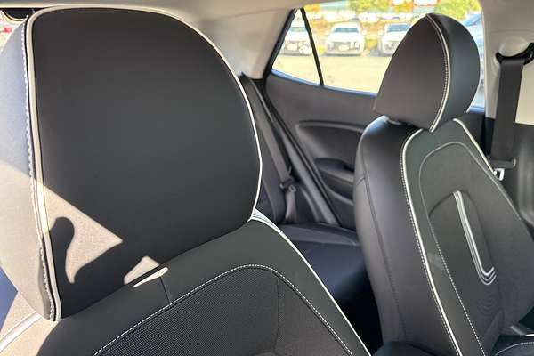 2024 Hyundai Venue Active QX.V5