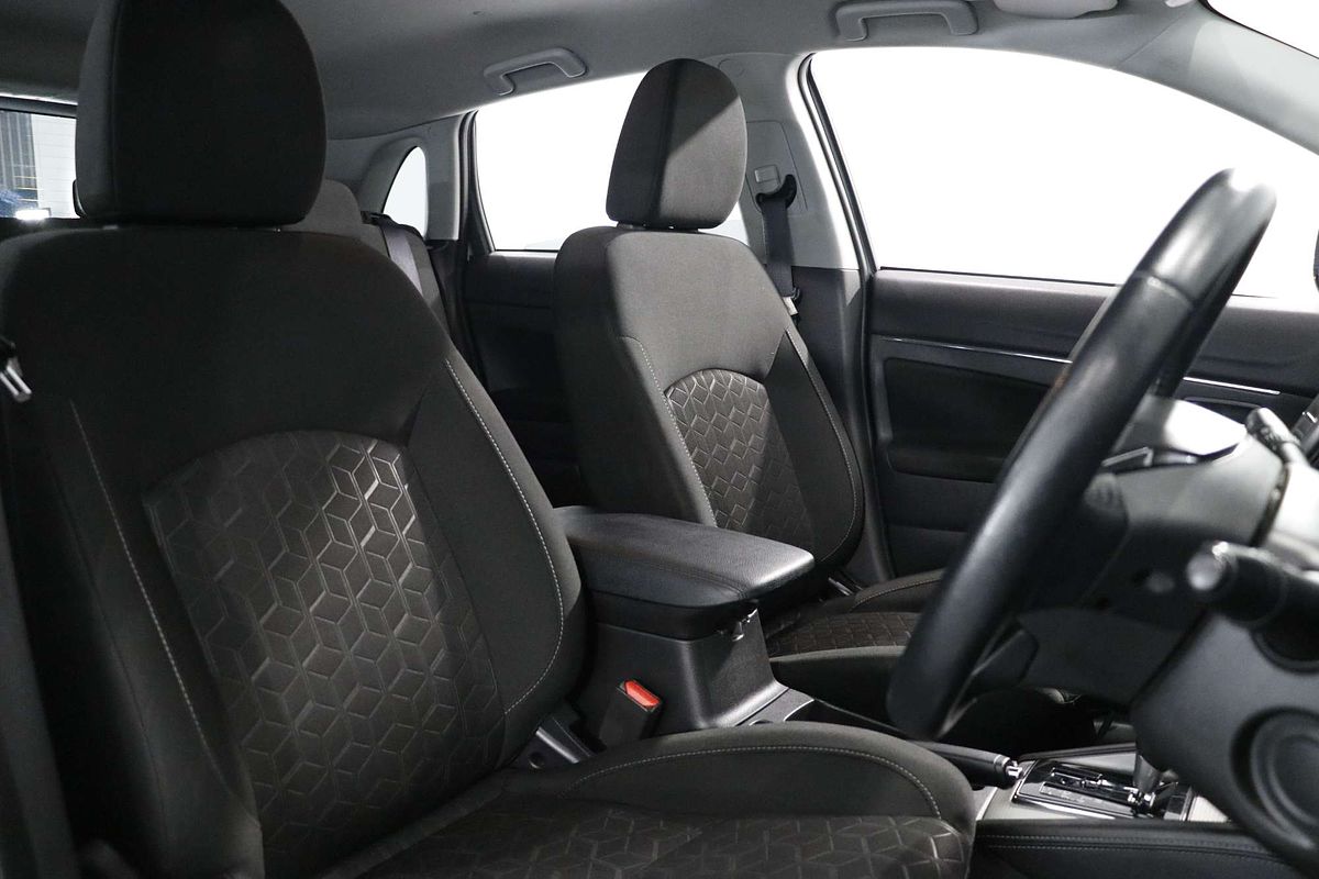 2022 Mitsubishi ASX ES XD