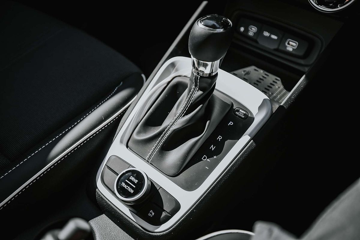 2025 Hyundai Venue Active QX.V5