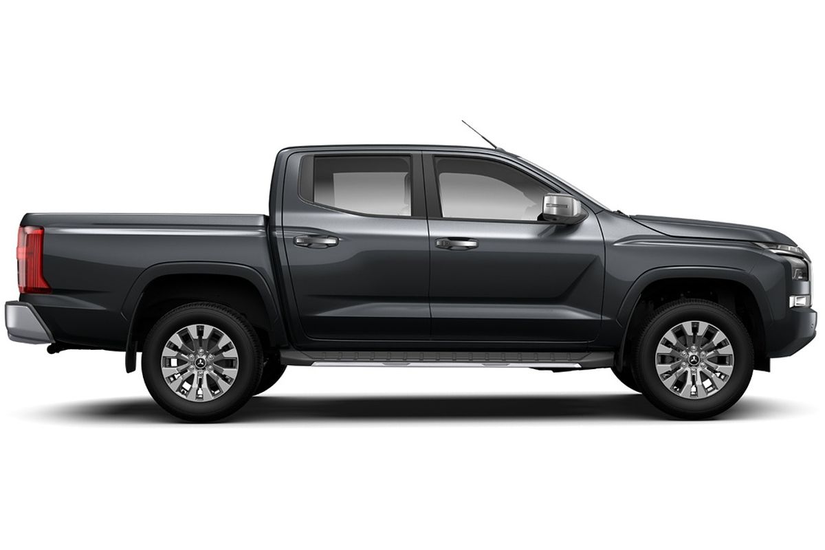 2025 Mitsubishi Triton GLS MV 4X4