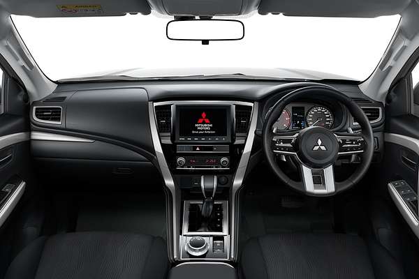2024 Mitsubishi Pajero Sport GLX QG