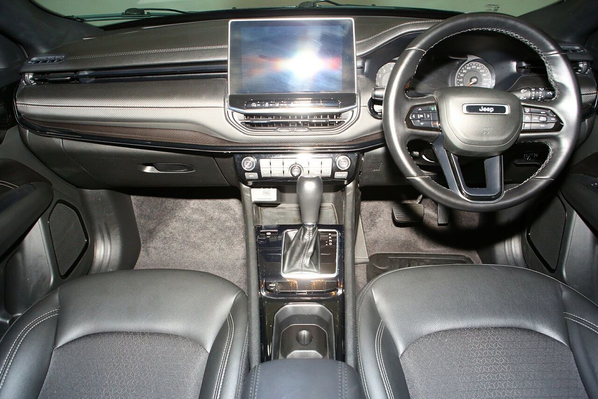 2023 Jeep Compass Night Eagle M6