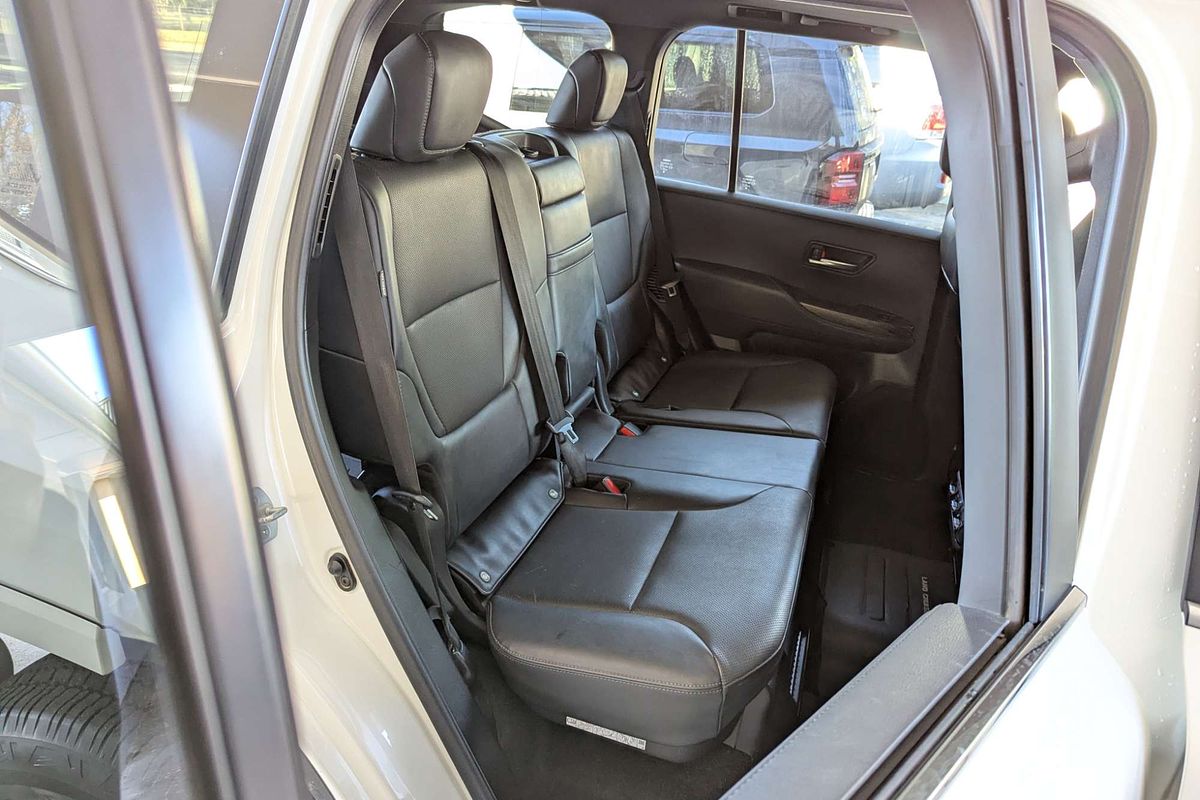 2022 Toyota Landcruiser VX FJA300R