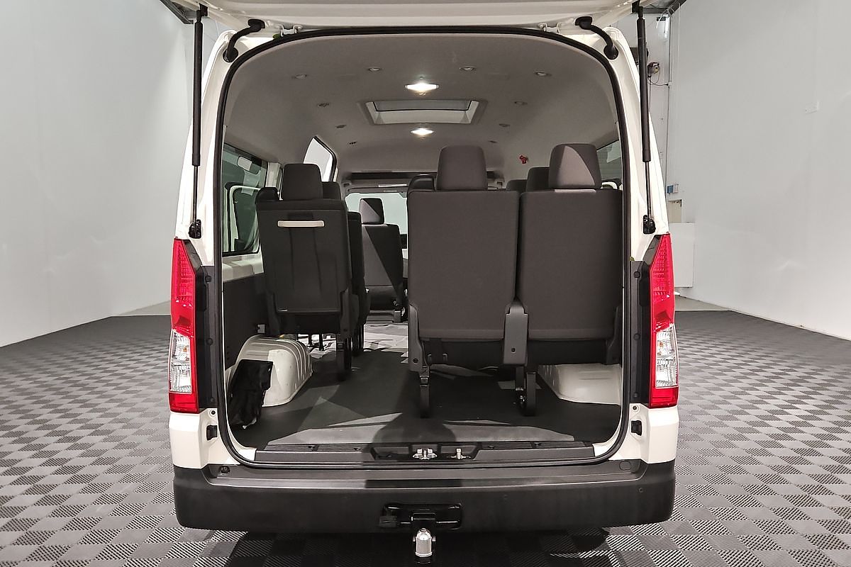 2019 Toyota Hiace Commuter GDH322R