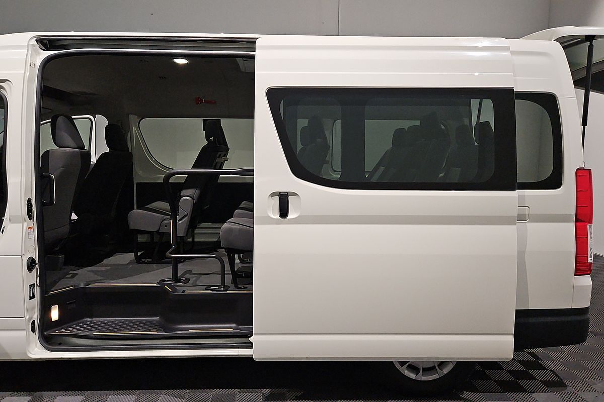 2019 Toyota Hiace Commuter GDH322R