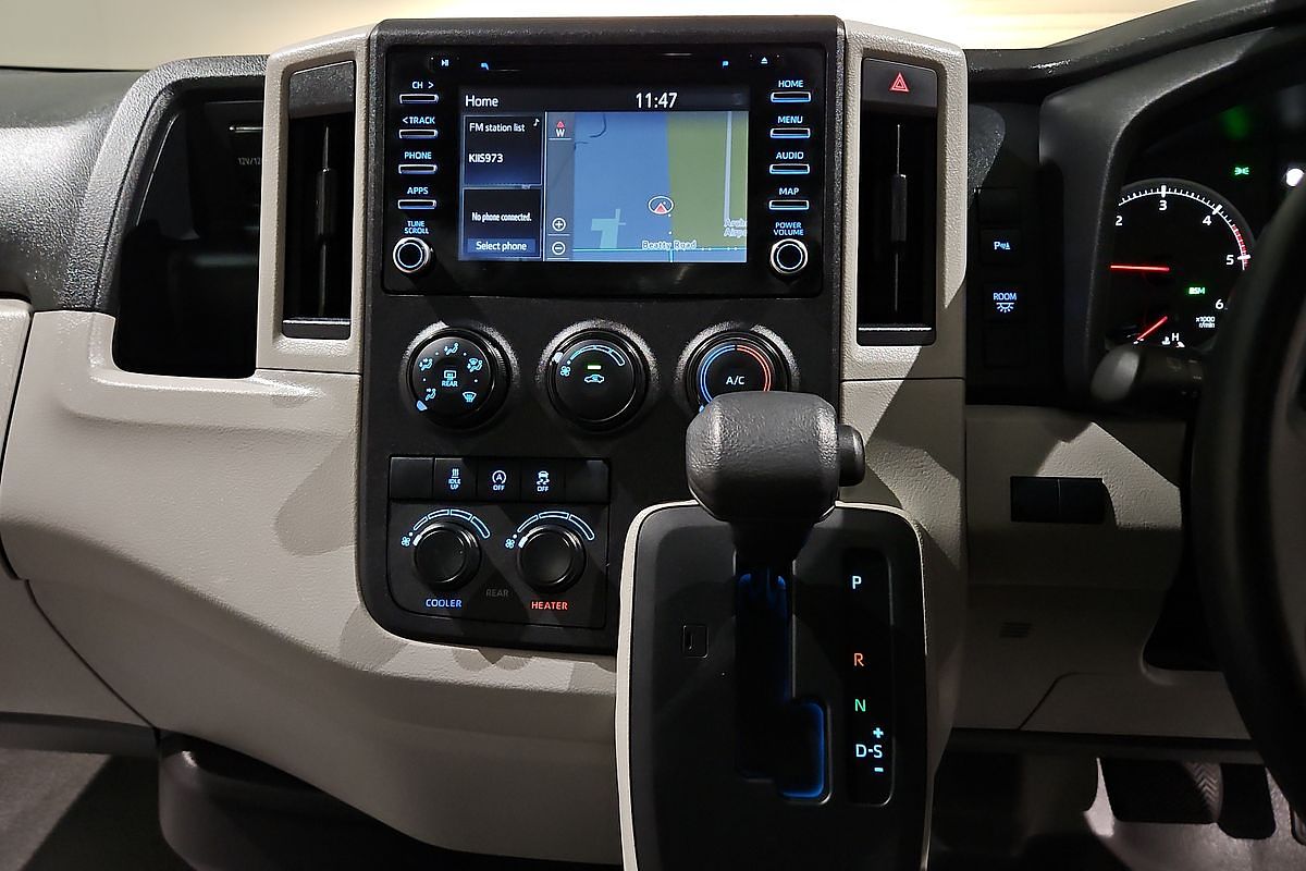 2019 Toyota Hiace Commuter GDH322R