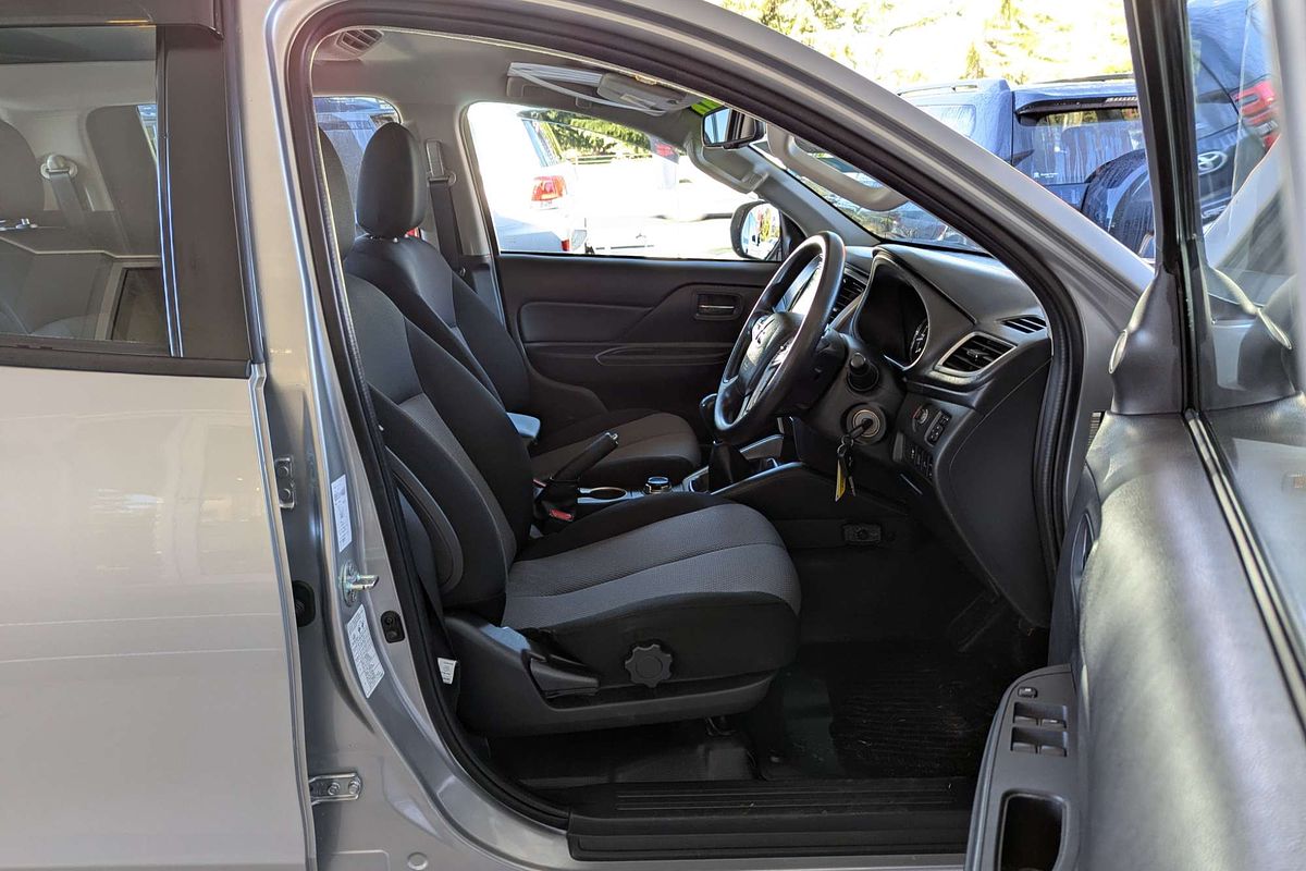 2022 Mitsubishi Triton GLX+ MR 4X4