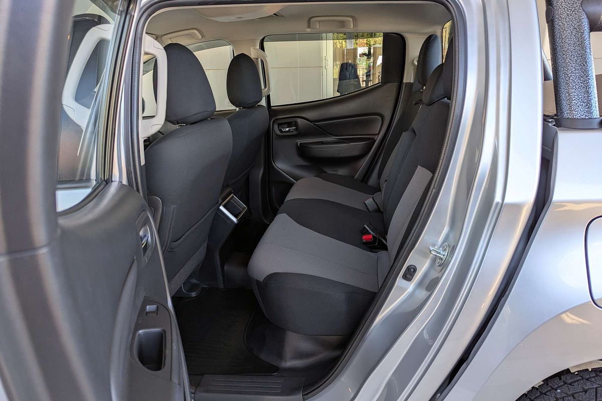 2022 Mitsubishi Triton GLX+ MR 4X4