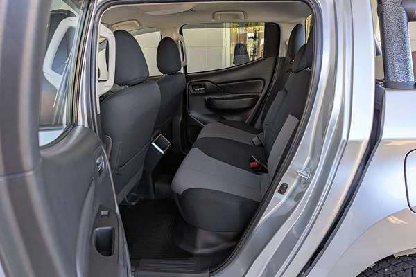 2022 Mitsubishi Triton GLX+ MR 4X4