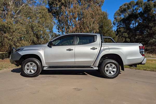 2022 Mitsubishi Triton GLX+ MR 4X4