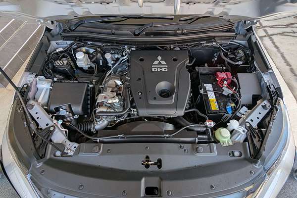 2022 Mitsubishi Triton GLX+ MR 4X4
