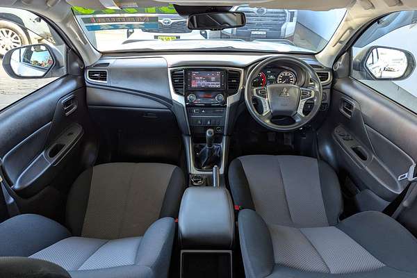 2022 Mitsubishi Triton GLX+ MR 4X4