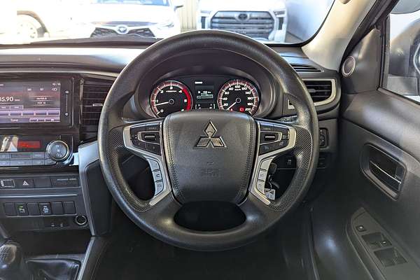 2022 Mitsubishi Triton GLX+ MR 4X4