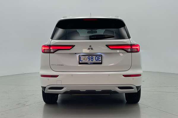 2023 Mitsubishi Outlander LS ZM