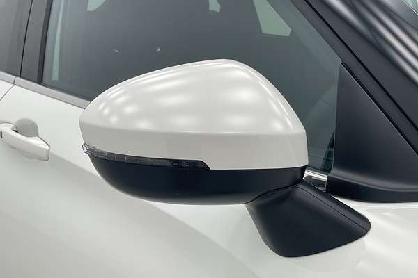 2023 Mitsubishi Outlander LS ZM