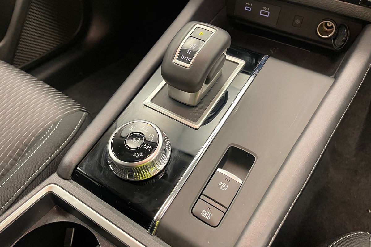 2023 Mitsubishi Outlander LS ZM