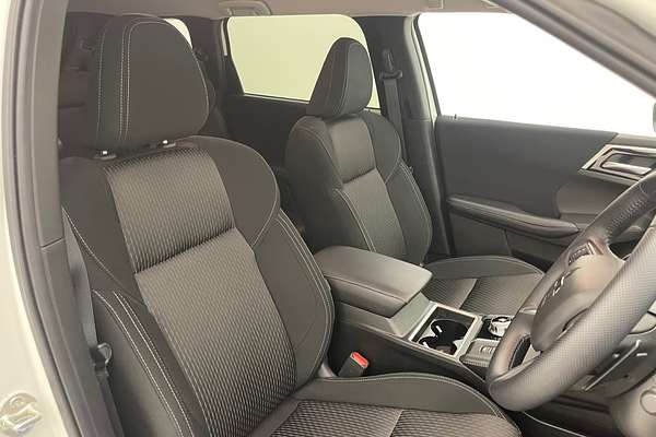 2023 Mitsubishi Outlander LS ZM
