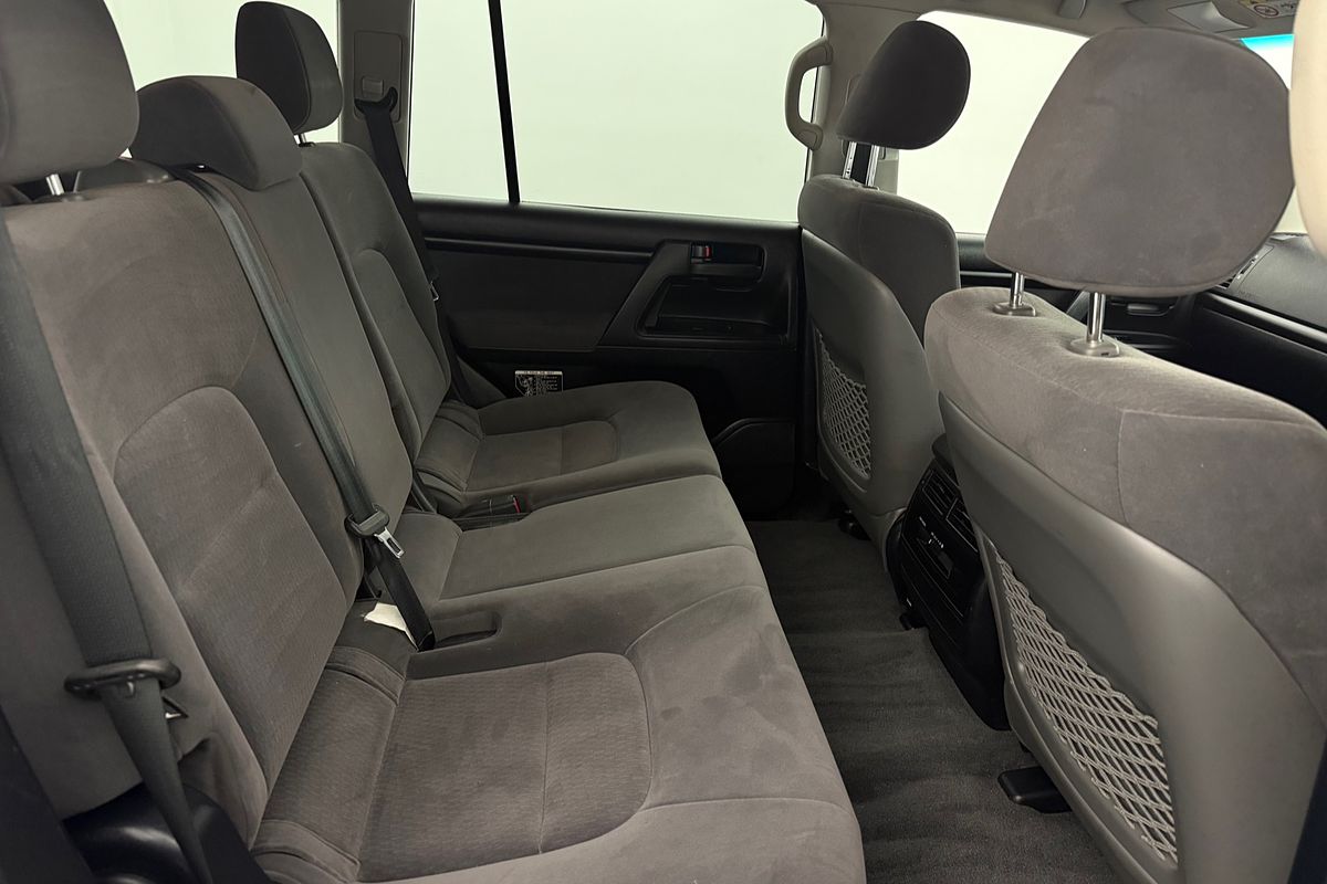 2014 Toyota Landcruiser GXL VDJ200R