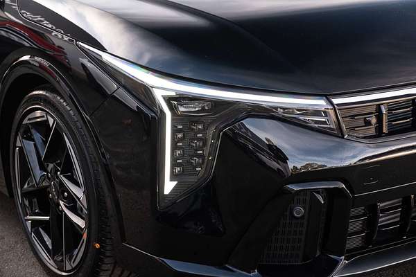 2025 Kia K4 GT-Line CL4m