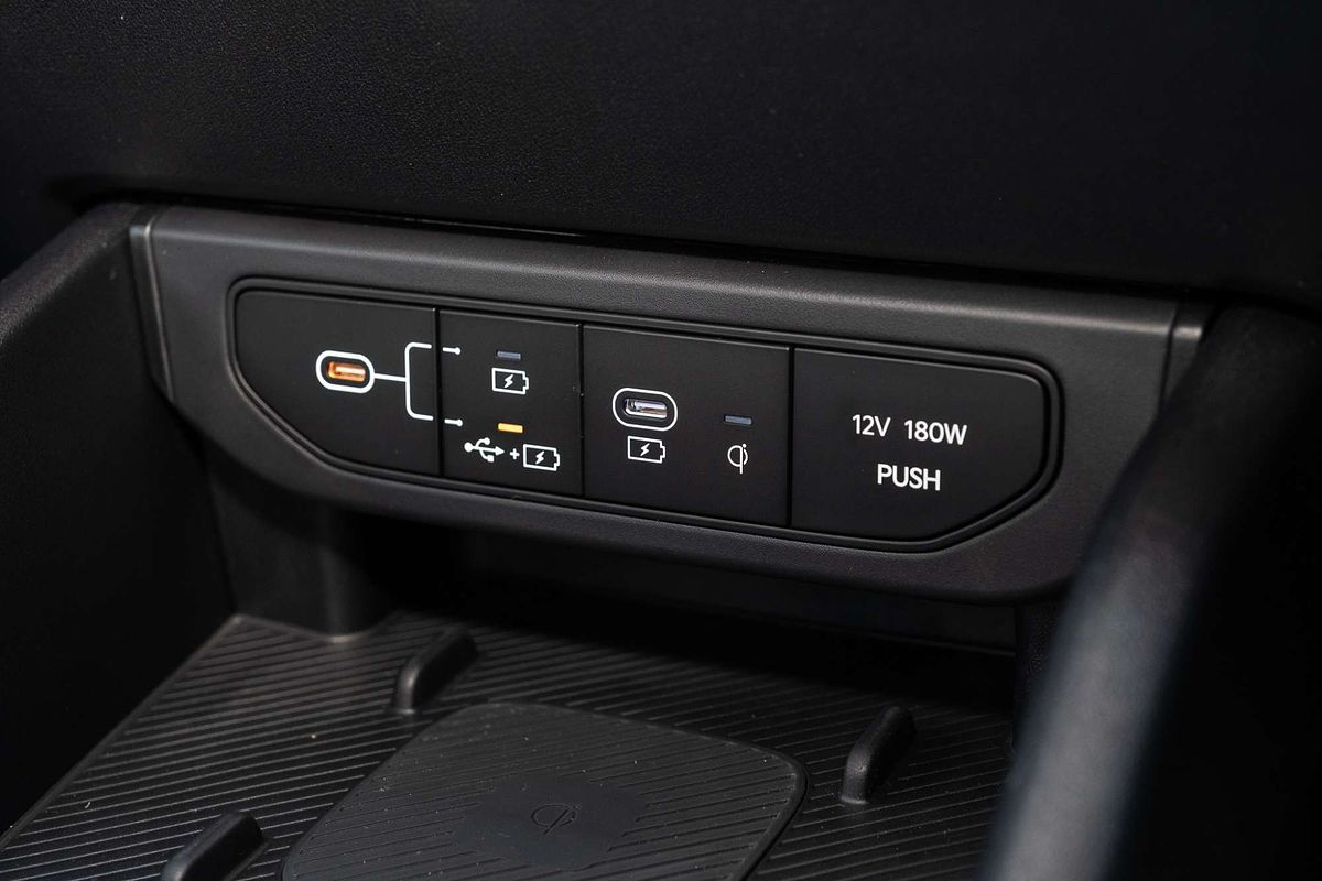 2025 Kia K4 GT-Line CL4m