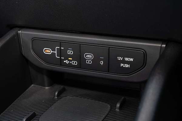 2025 Kia K4 GT-Line CL4m