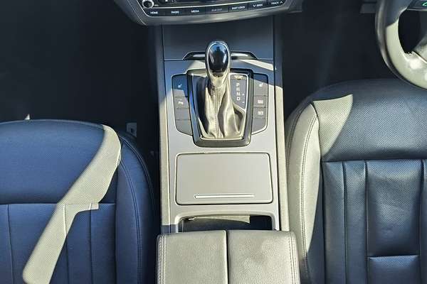 2014 Hyundai Genesis DH
