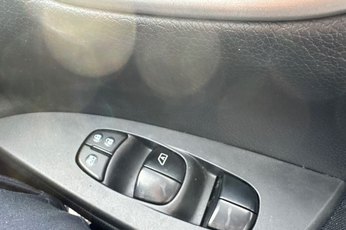 2015 Nissan Pulsar ST B17 Series 2