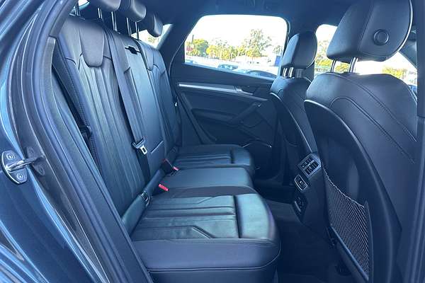 2022 Audi Q5 40 TDI S line FY