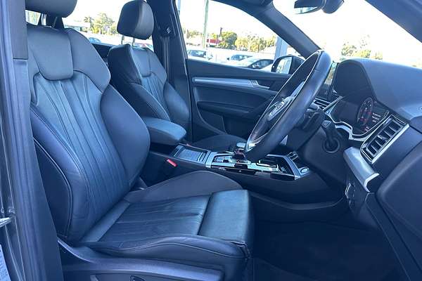 2022 Audi Q5 40 TDI S line FY