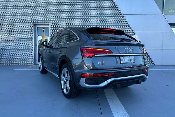 2022 Audi Q5 40 TDI S line FY