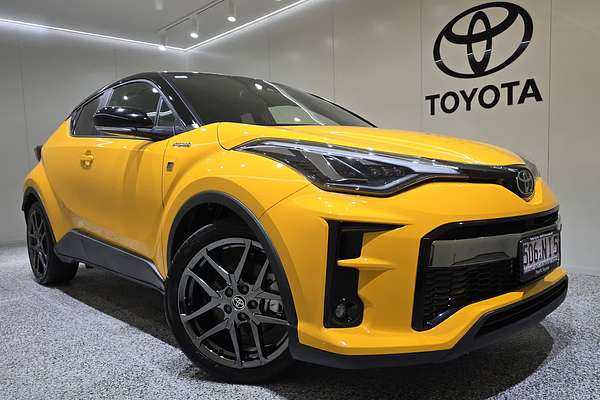 2023 Toyota C-HR GR Sport ZYX10R