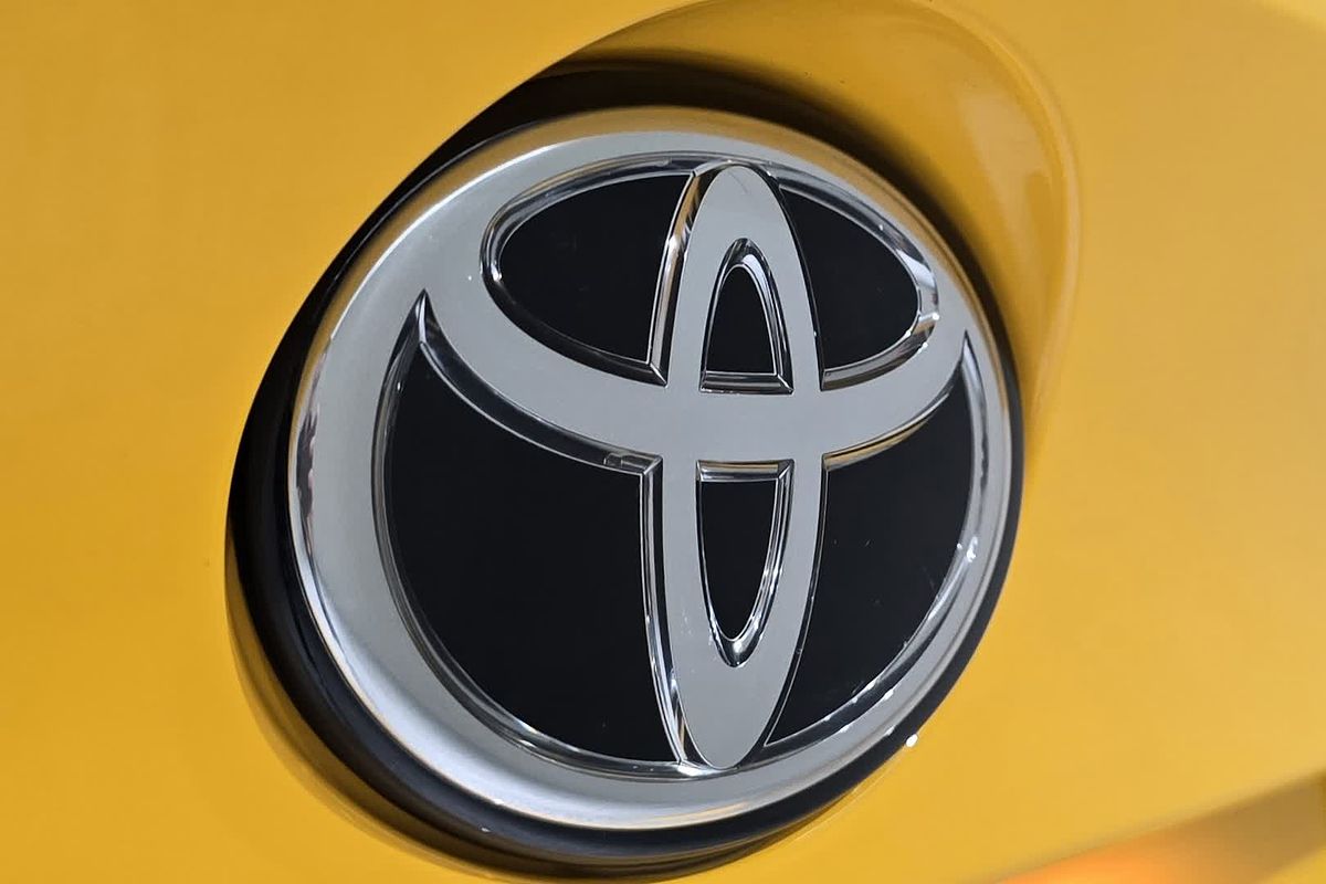 2023 Toyota C-HR GR Sport ZYX10R