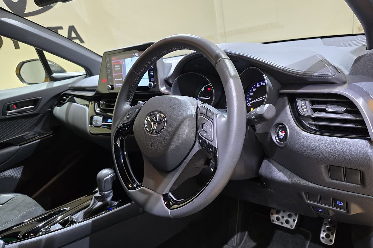 2023 Toyota C-HR GR Sport ZYX10R