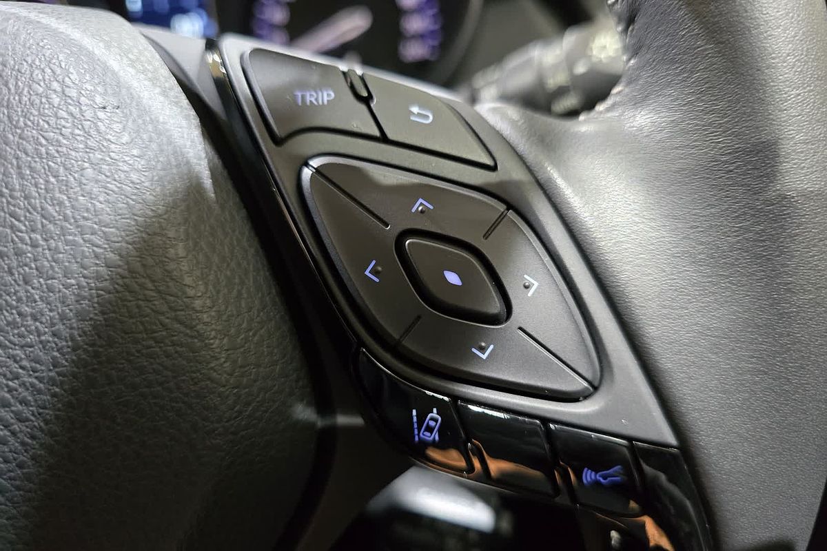 2023 Toyota C-HR GR Sport ZYX10R
