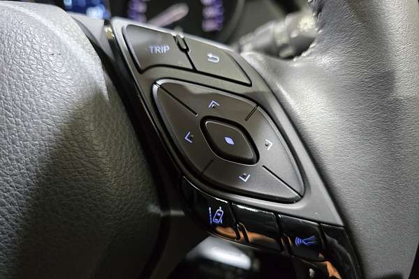 2023 Toyota C-HR GR Sport ZYX10R