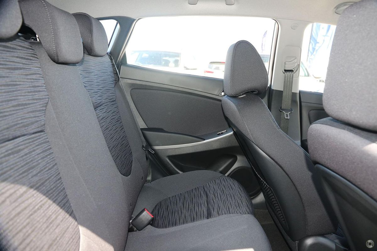 2018 Hyundai Accent Sport RB6