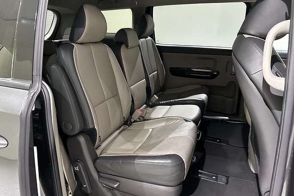 2017 Kia Carnival SLi YP