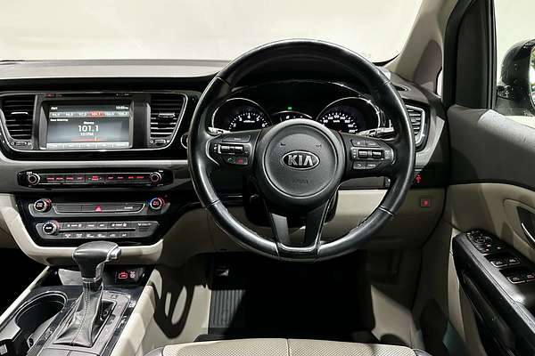 2017 Kia Carnival SLi YP