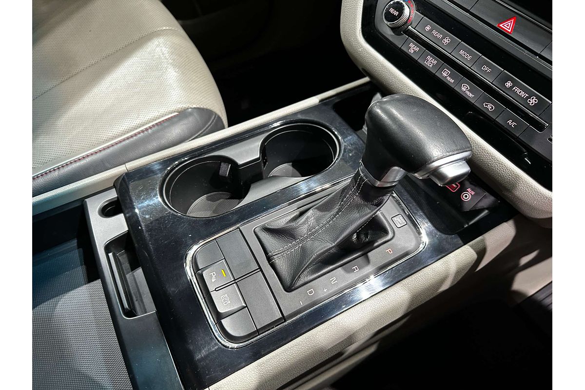 2017 Kia Carnival SLi YP