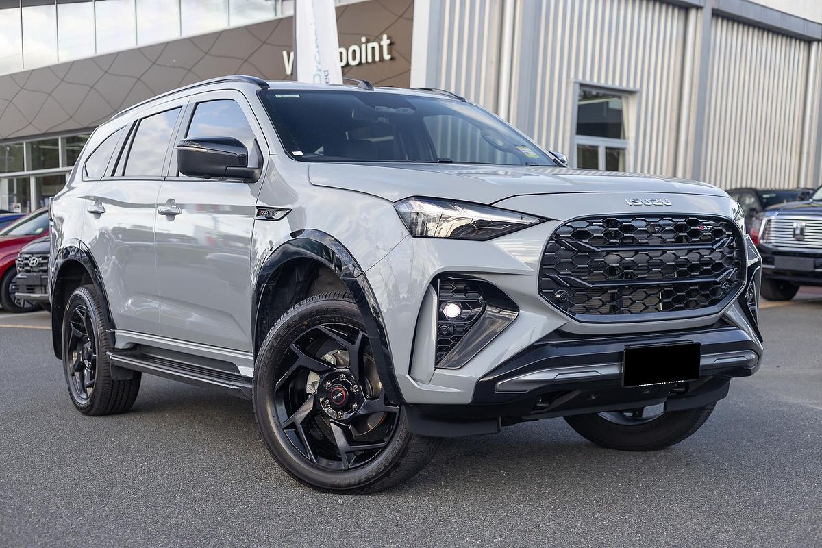 2025 Isuzu MU-X X-TERRAIN