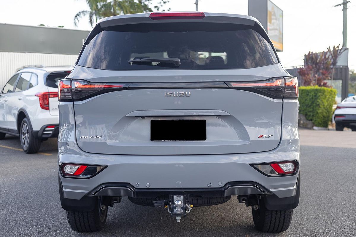 2025 Isuzu MU-X X-TERRAIN