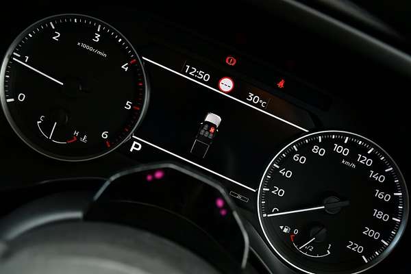 2025 Mitsubishi Triton GLX MV 4X4