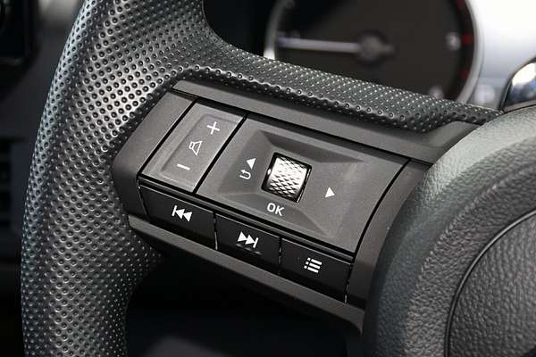 2025 Mitsubishi Triton GLX MV 4X4