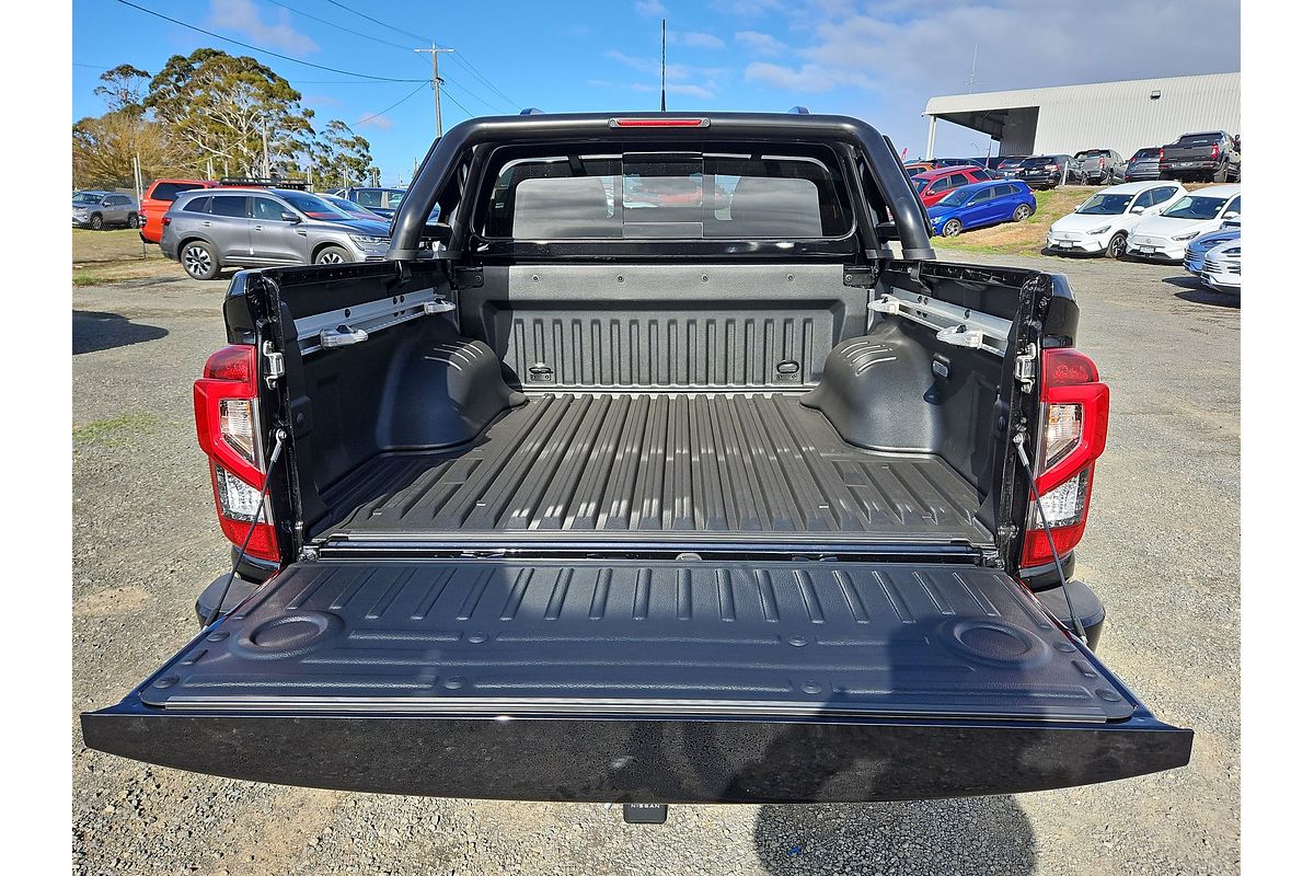 2025 Nissan Navara PRO-4X Warrior D23 4X4