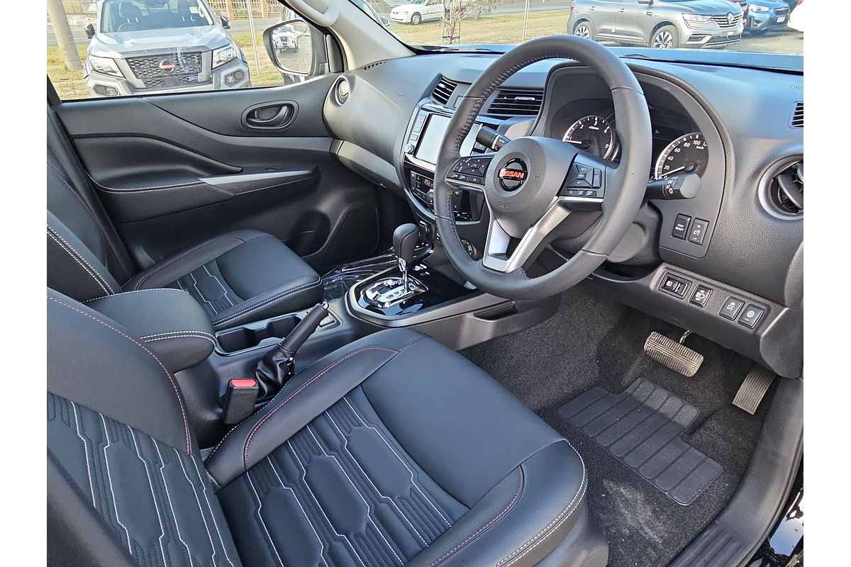 2025 Nissan Navara PRO-4X Warrior D23 4X4
